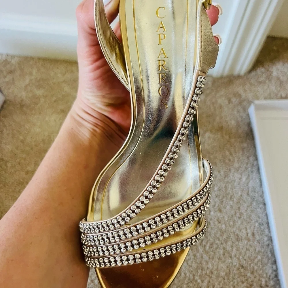 Gold Strappy Women's Caparross Bethany heels size 7.5 new with box